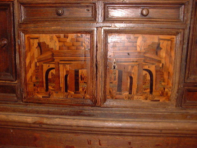 Kabinettschrank