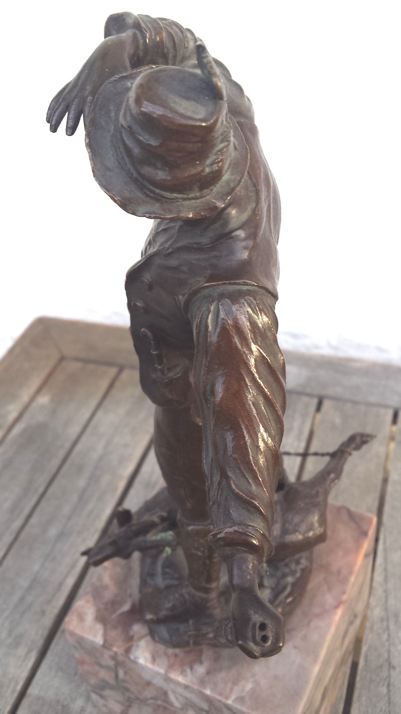 Bronzefigur Jger _091853x