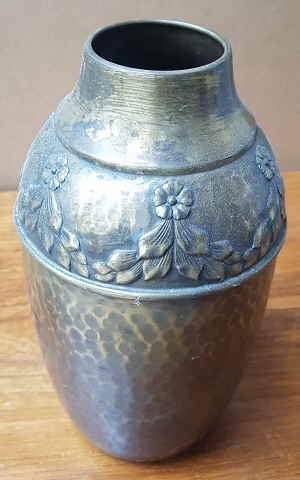 Metallvase WMF Straussenmarke 81 57d