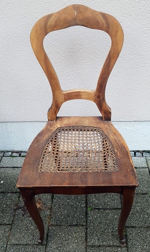 Nussbaumstuhl 1845 22d Nussbaumstuhl 1845 22d